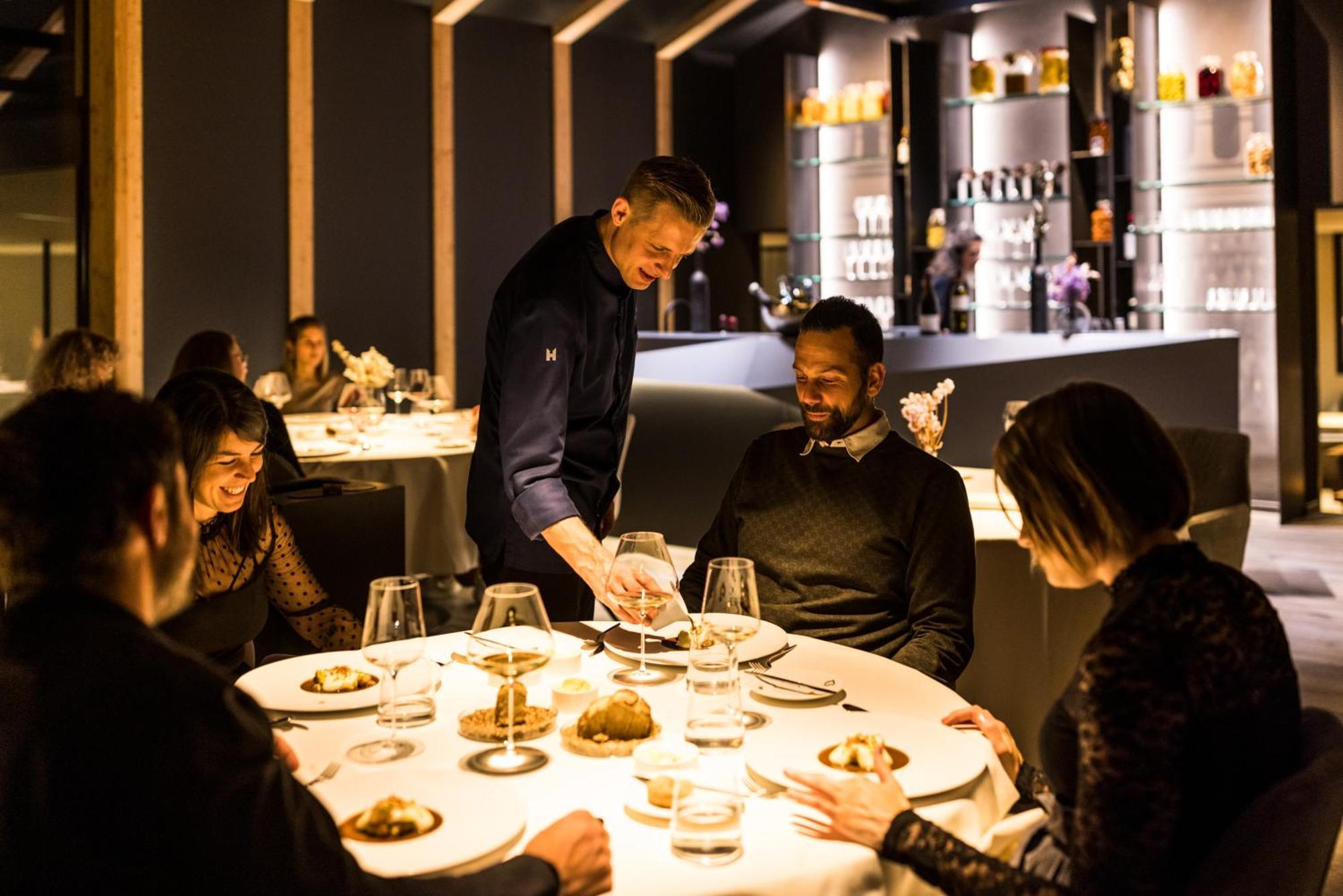 Hotel Weisses Kreuz بورغسيو المظهر الخارجي الصورة