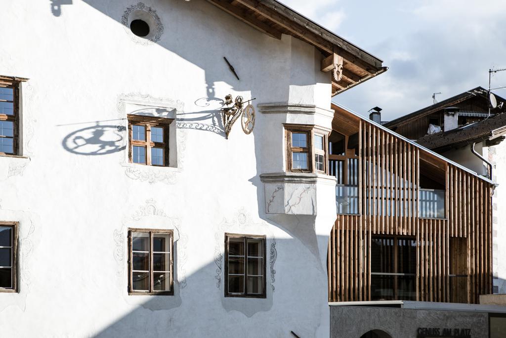 Hotel Weisses Kreuz بورغسيو المظهر الخارجي الصورة